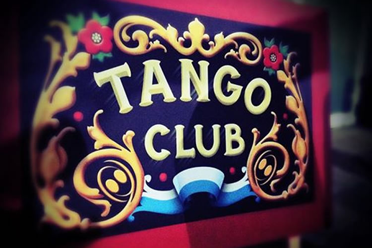 milonga tango club